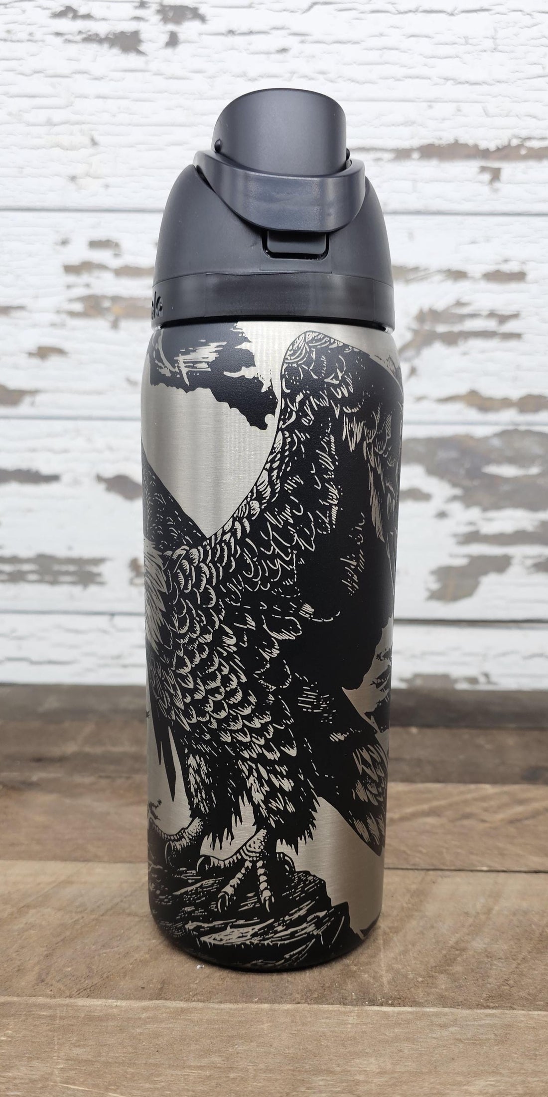 Owala FreeSip Water Bottle 32oz. Laser Engraved Eagle Wrap