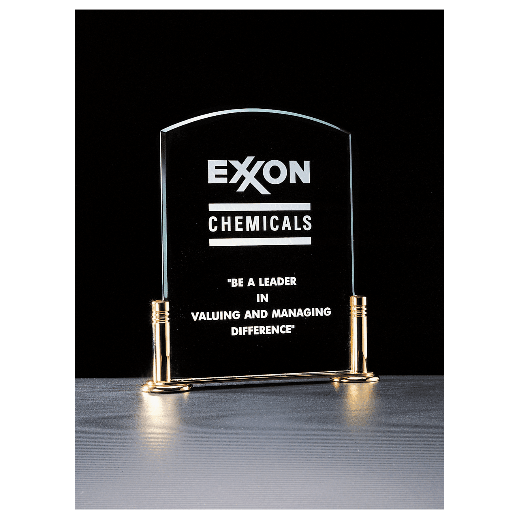 6" x 7" Airflyte Series Jade Acrylic with Gold-Plated Brass Stand