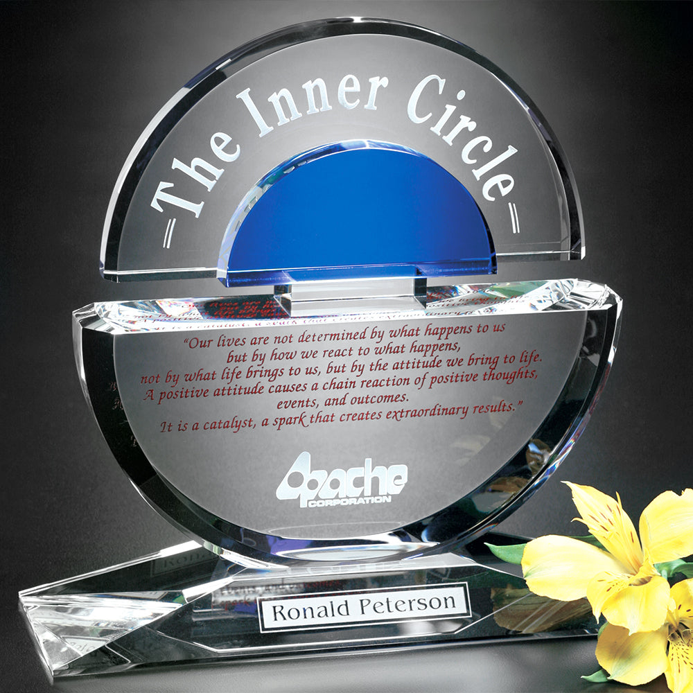 Concentric Award 9"; sample personalization shown