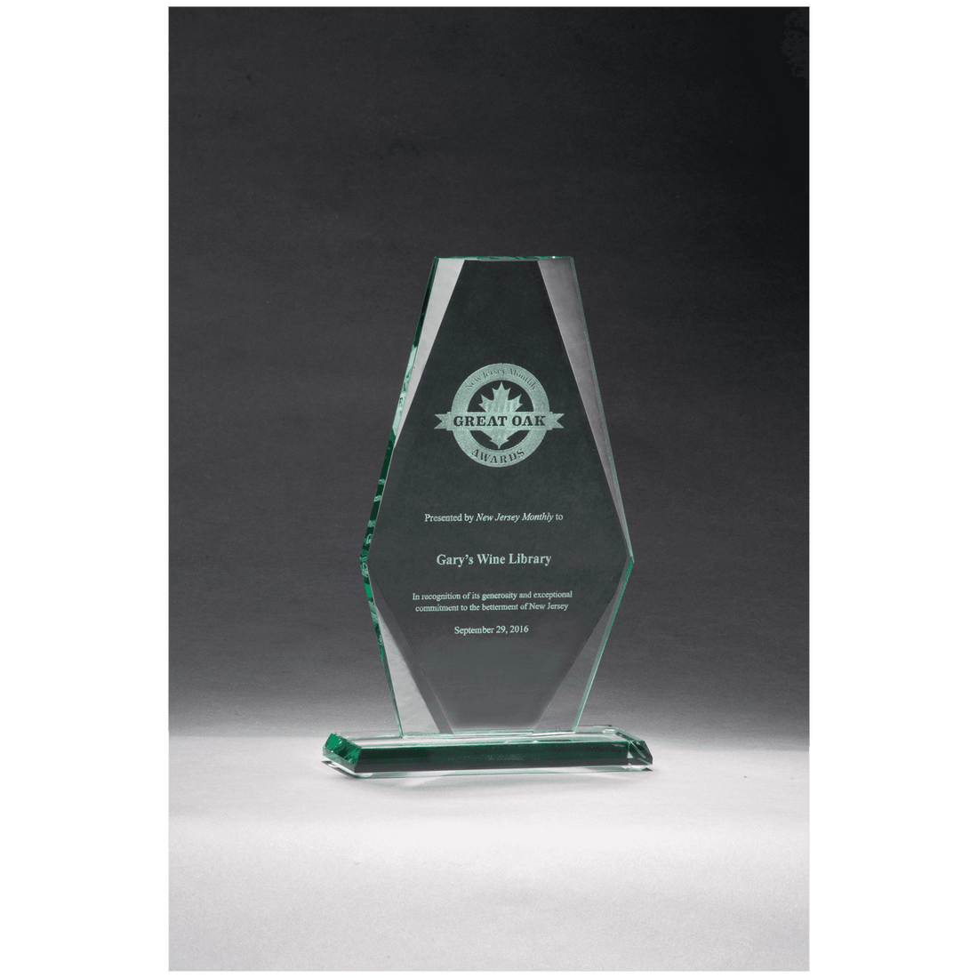 5 7/8" x 9 1/2"Premium Series Jade Glass Award