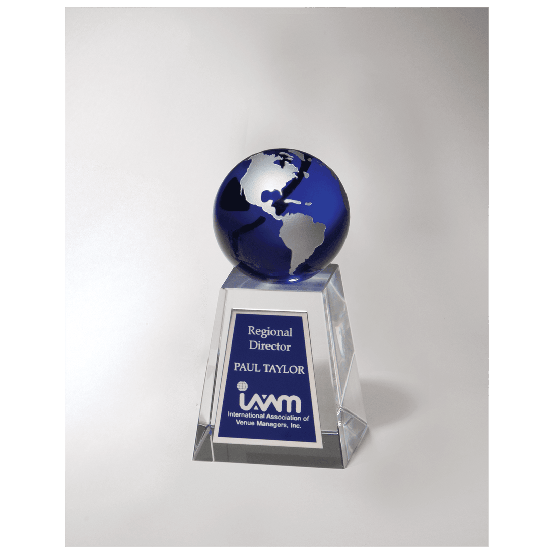 2 5/8" x 5 1/4" Crystal Trophy with Blue Globe and Blue/Silver Plate