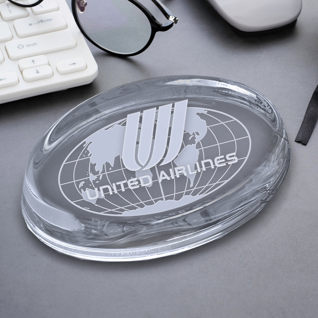 Savannah Paperweight 4" W; sample personalization shown