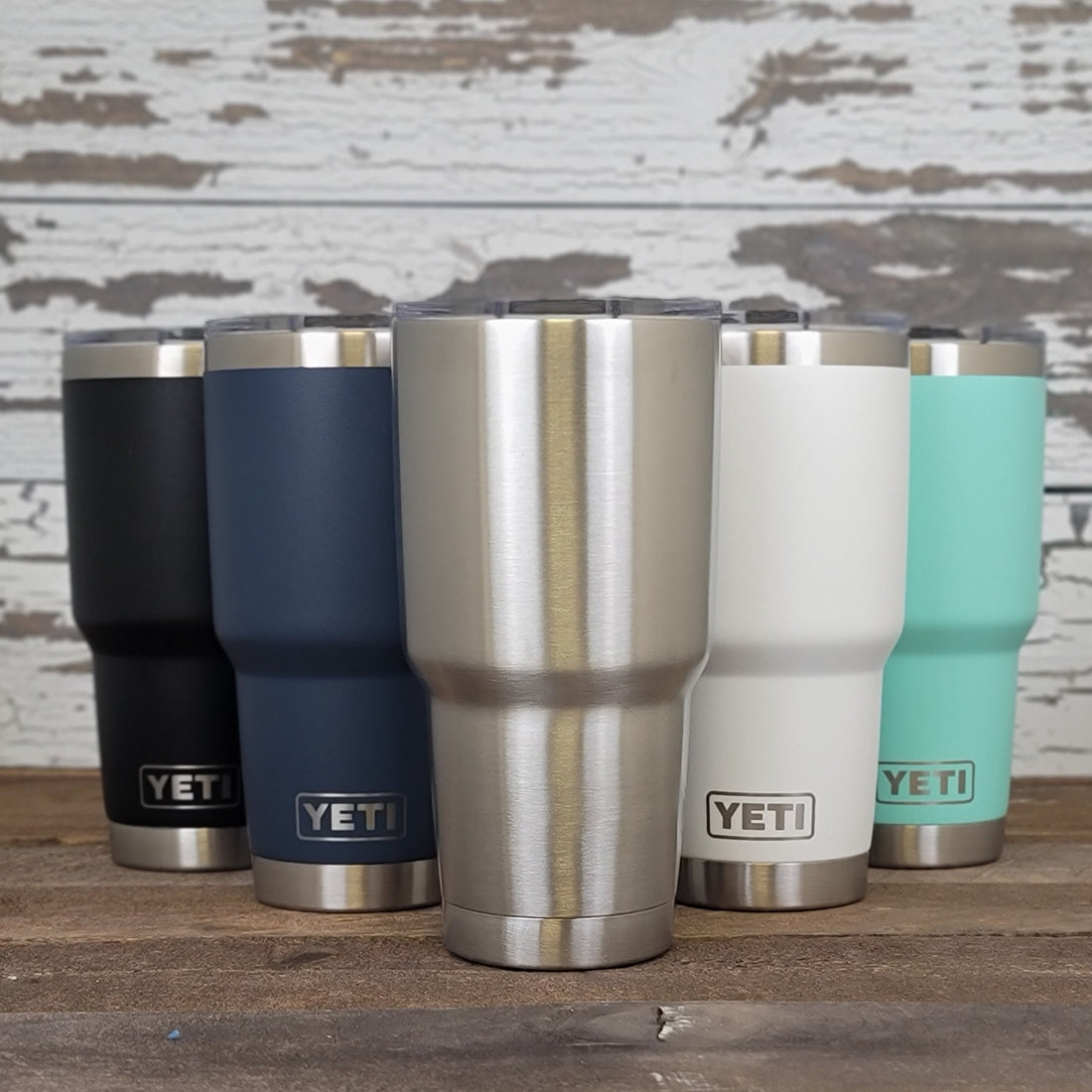 30oz tumbler with one side of engraving of the custom coaches design shown on the listing.  We are happy to help with ordering or to answer any further questions regarding the items and design.  Please contact us through Etsy Messages for assistance!