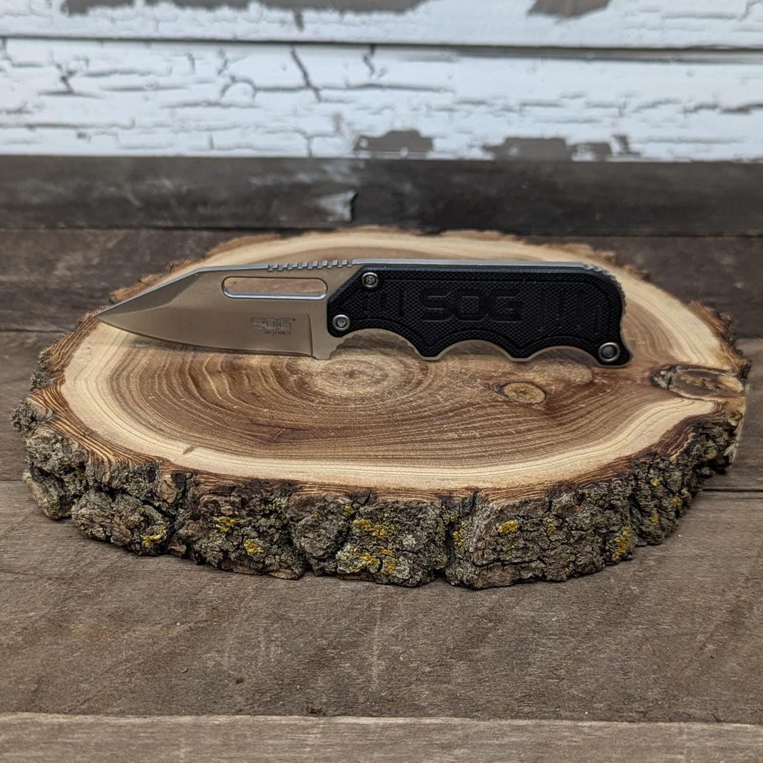 SOG Instinct knife for custom engraving